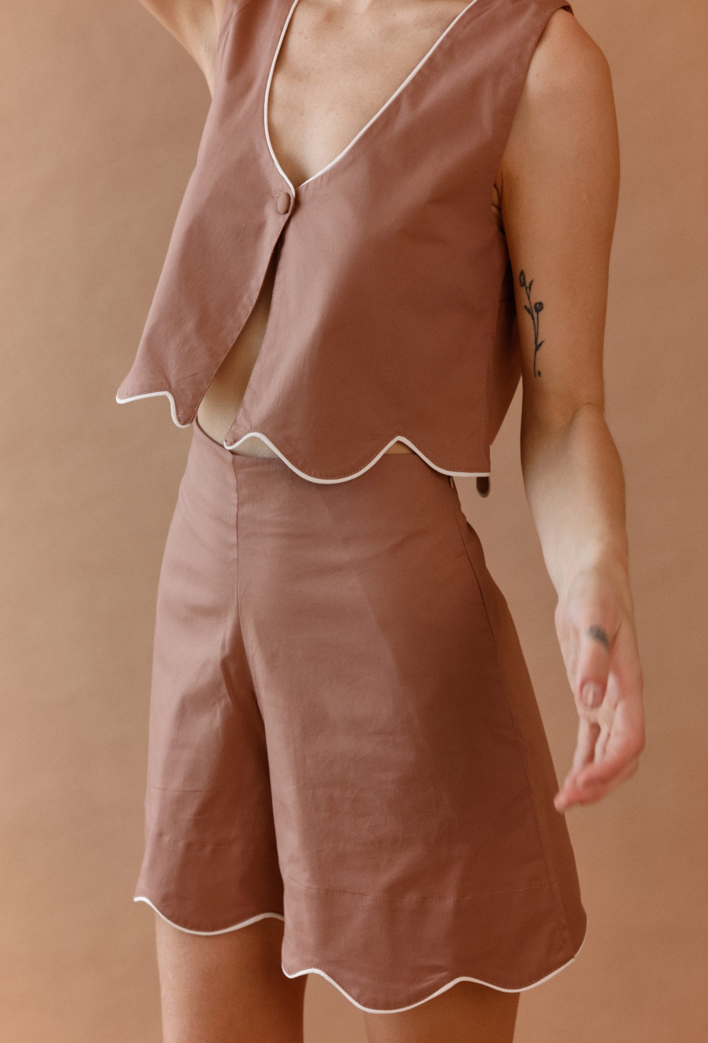 SHORT ARIA CAMEL