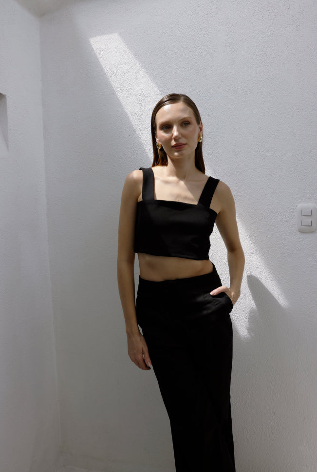 CROP TOP MAR NEGRO