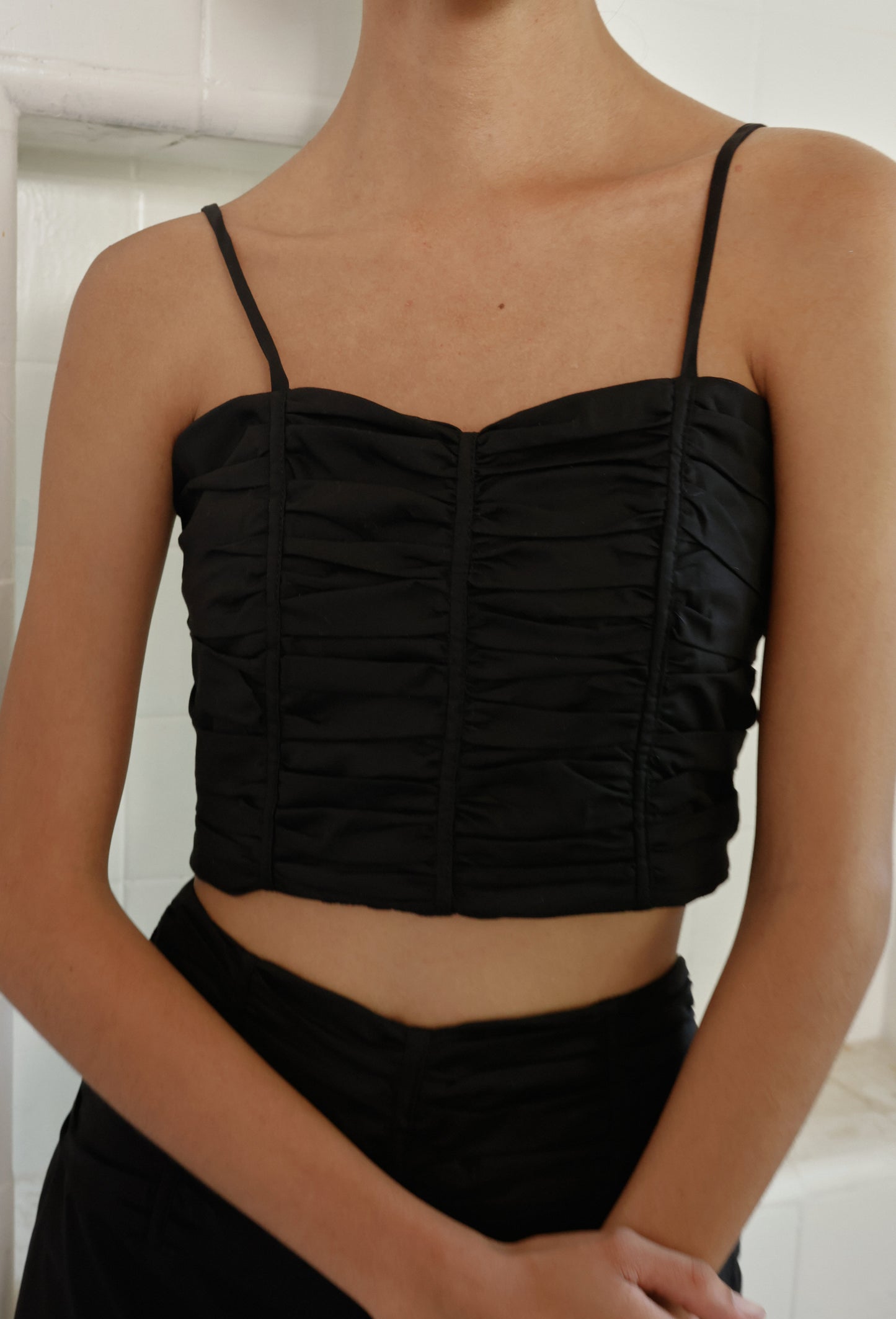 CROP TOP LUNA NEGRO