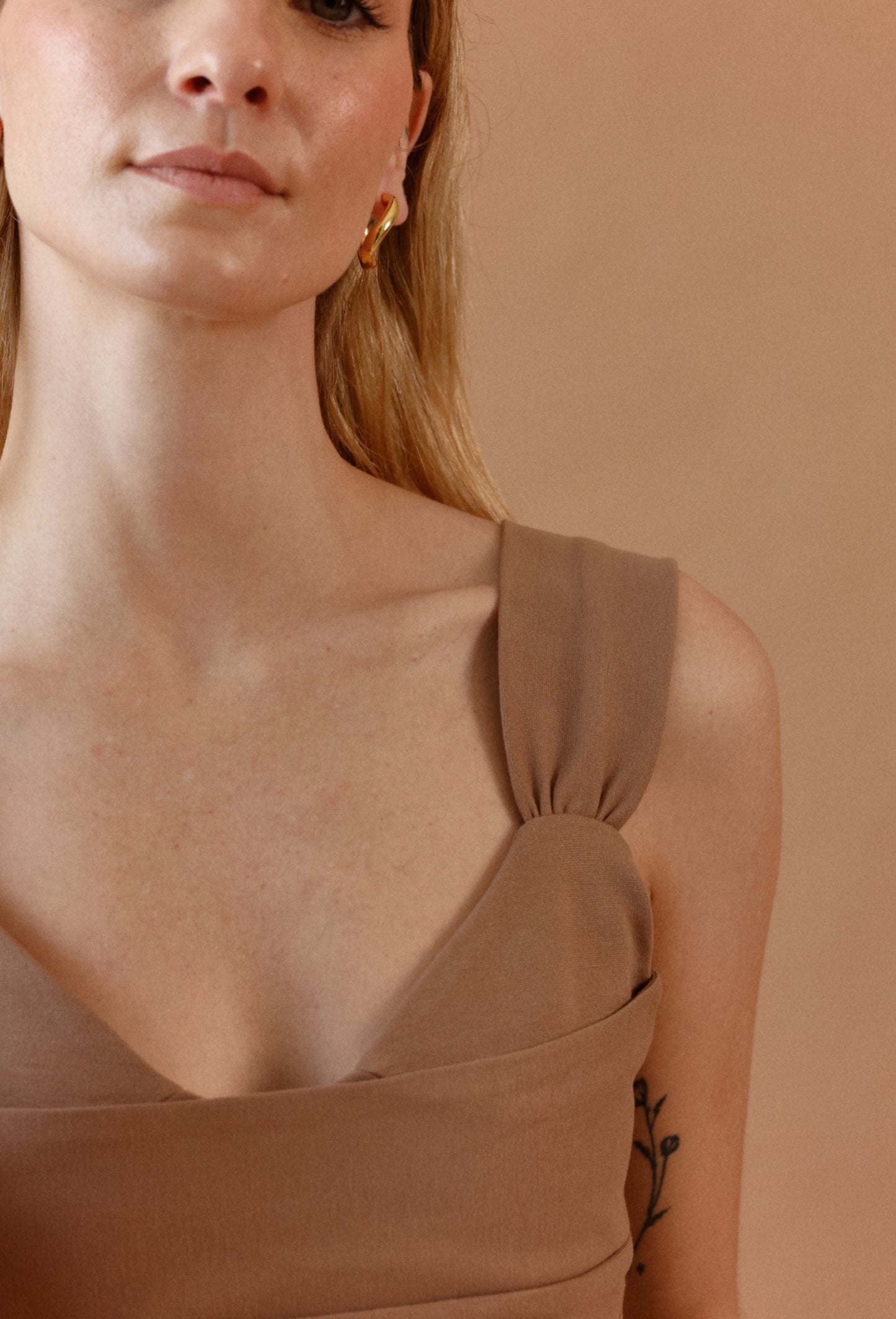 CROP TOP ALMA CAMEL