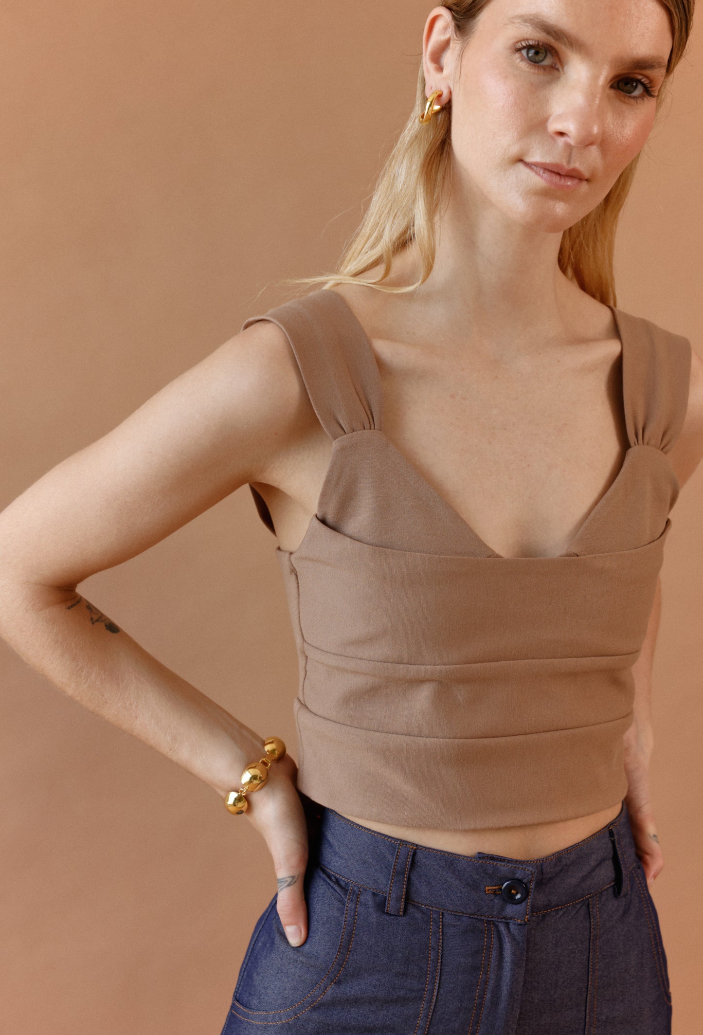 CROP TOP ALMA CAMEL