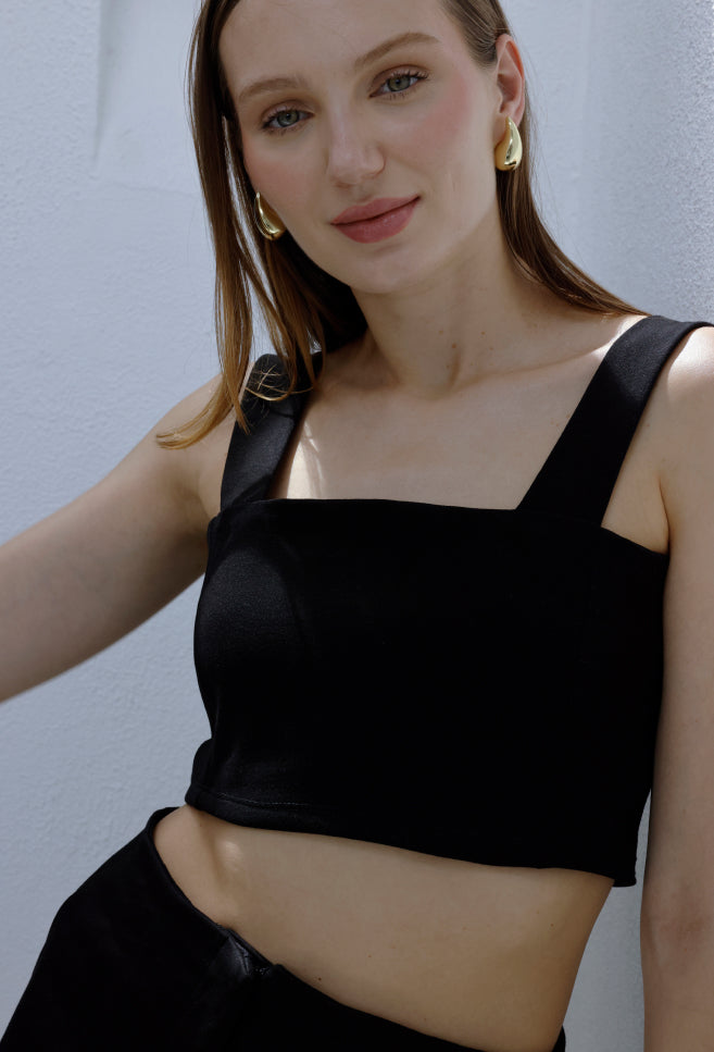 CROP TOP MAR NEGRO