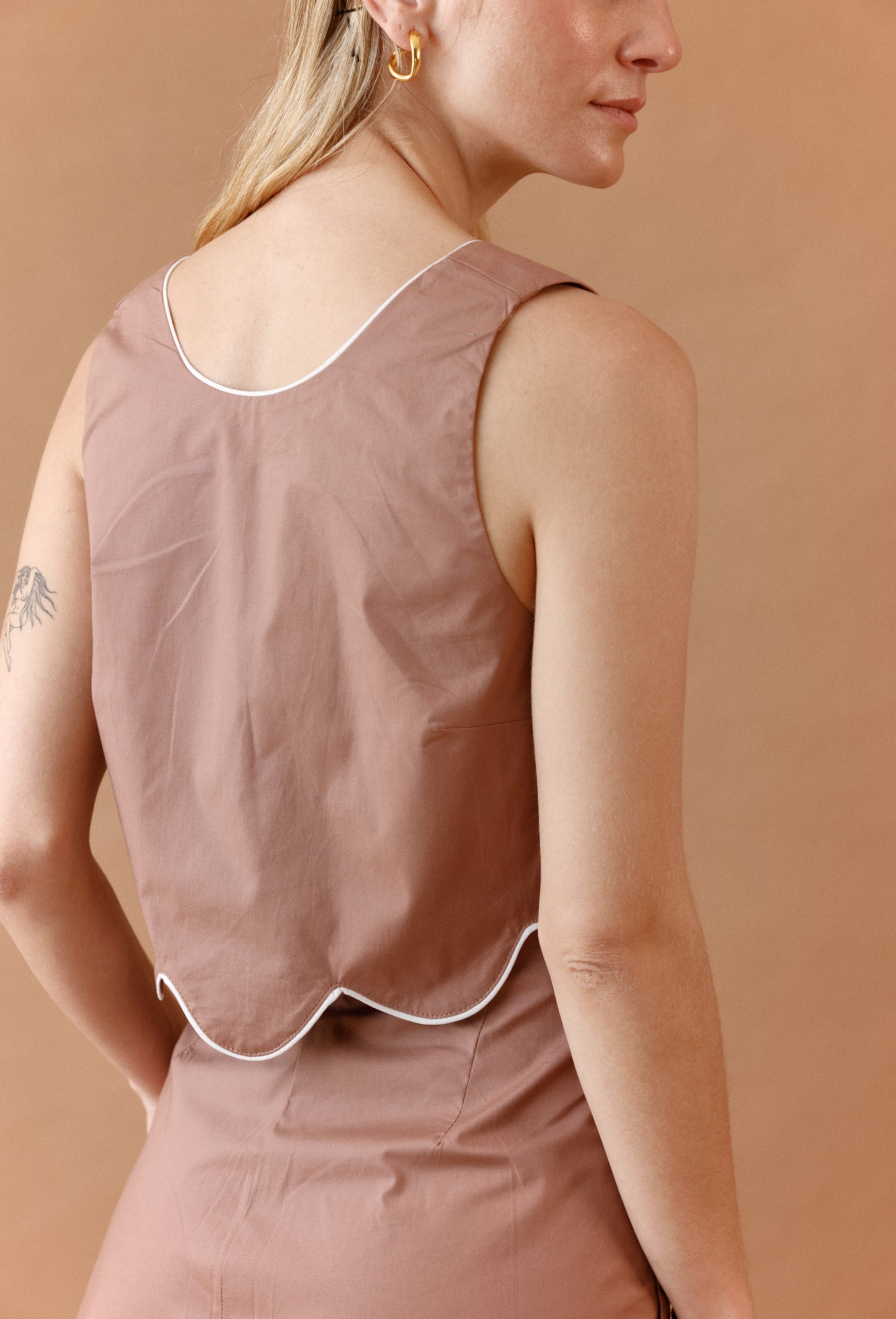 BLUSA ALMENDRA CAMEL