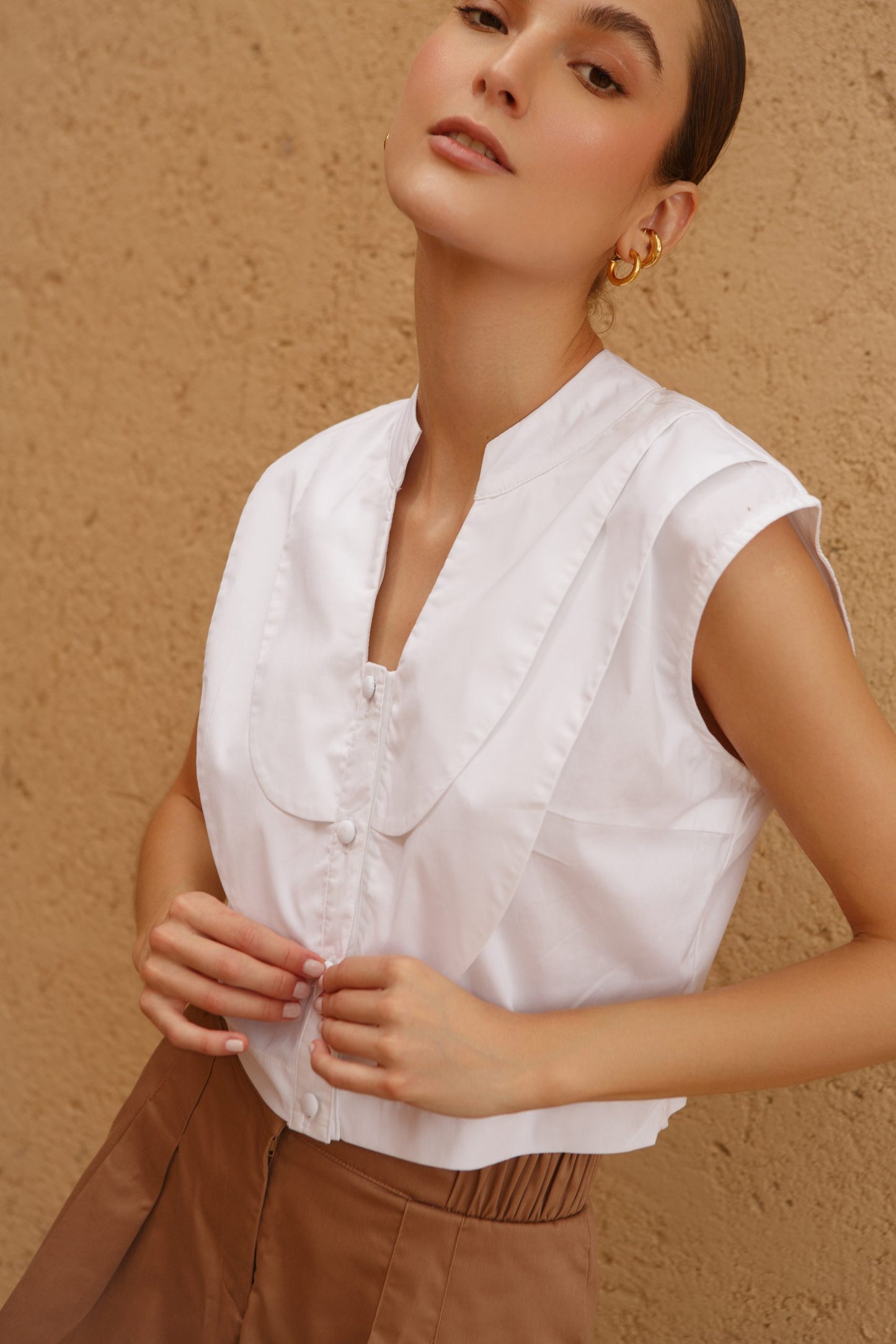CHLOE WHITE