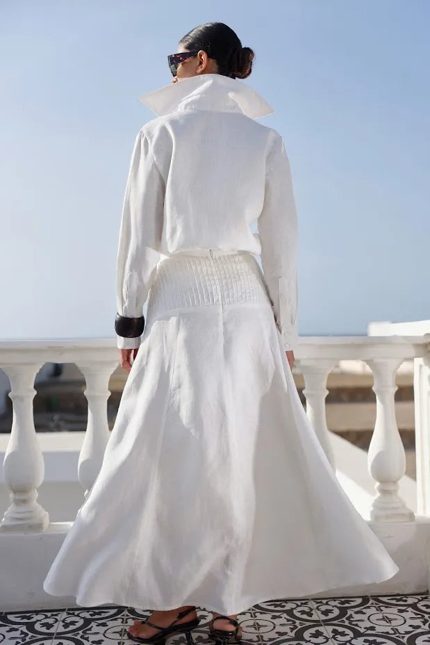 camisa-blanca-lino-mujer-elegante