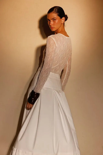 falda-larga-blanca-mandawa-mujer-elegante
