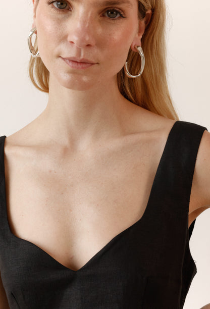 blusa-negra-lino-sin-manga-mujer