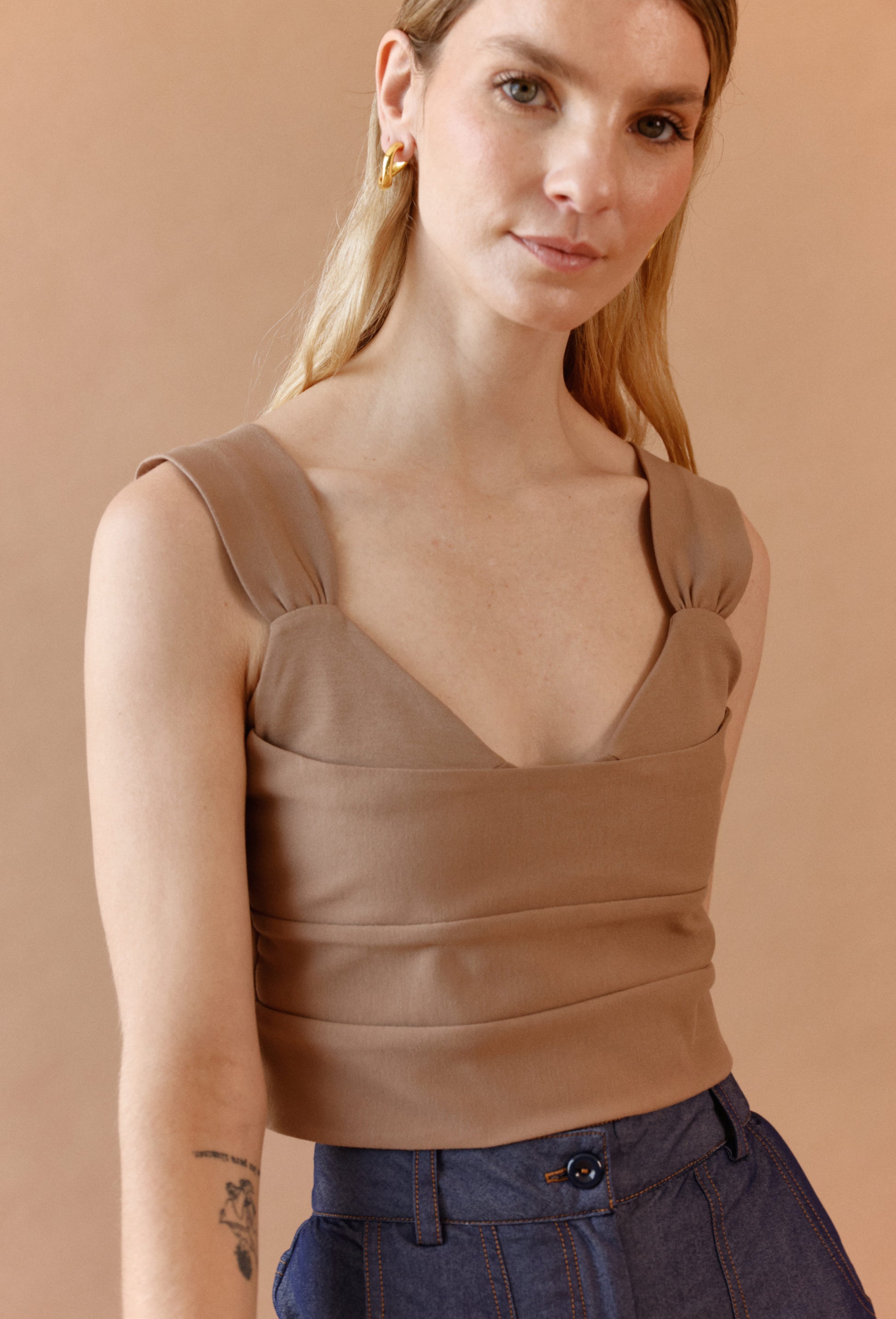 CROP TOP ALMA CAMEL - Main Image