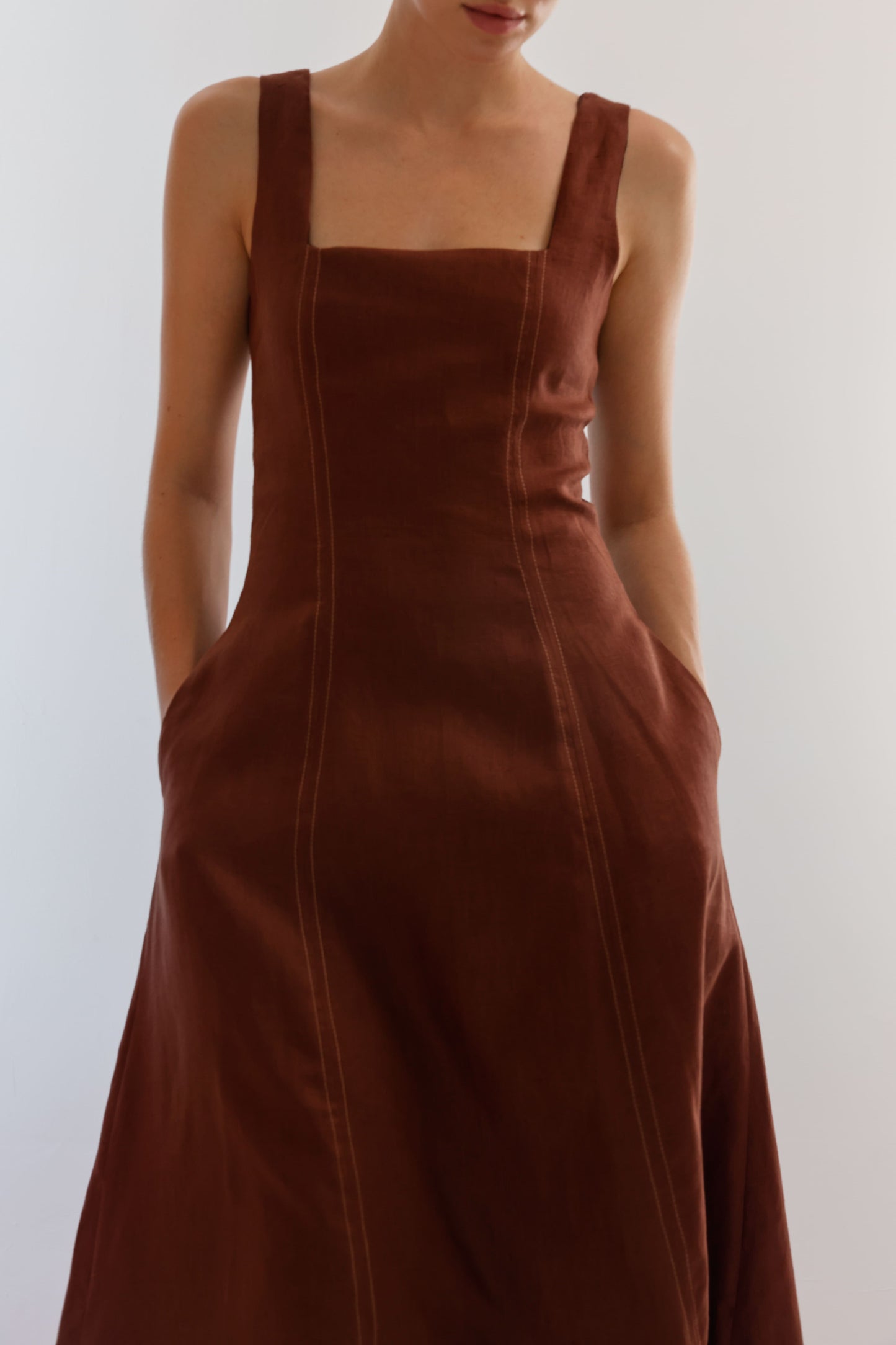 VESTIDO CARLOTA CAFE