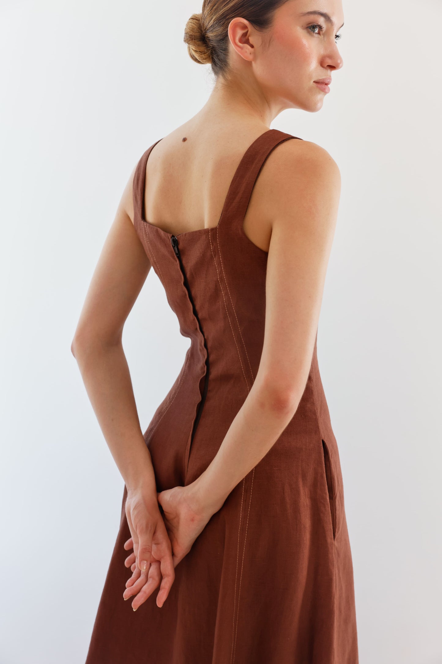 VESTIDO CARLOTA CAFE