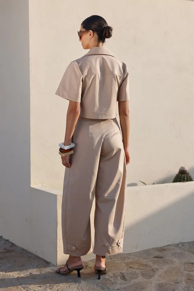 pantalon-camel-mandawa-mujer-tono-tierra