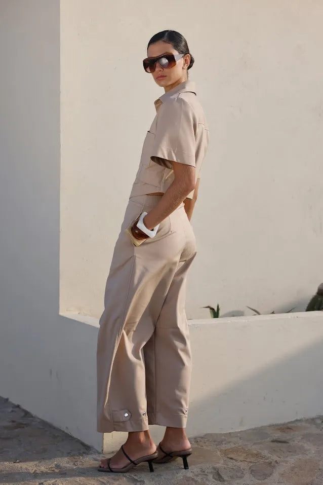 pantalon-camel-mandawa-mujer-tono-tierra