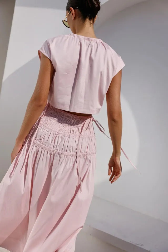 vestido-rosa-dril-satín-mujer-elegante